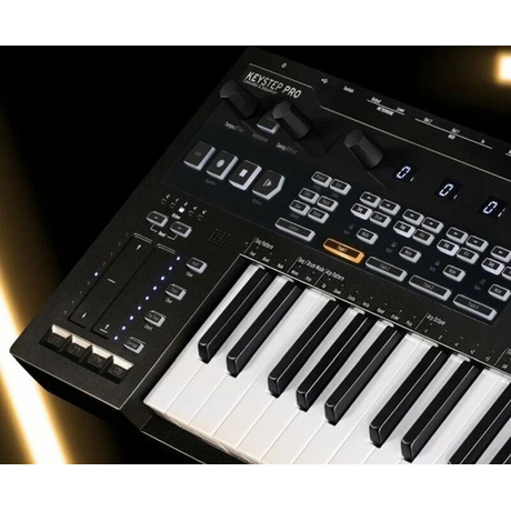 Arturia KeyStep Pro Chroma