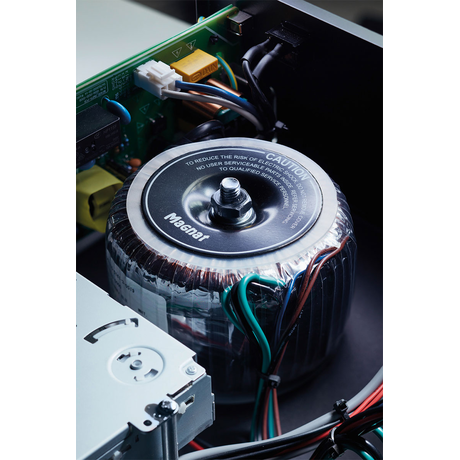 Magnat MC 400