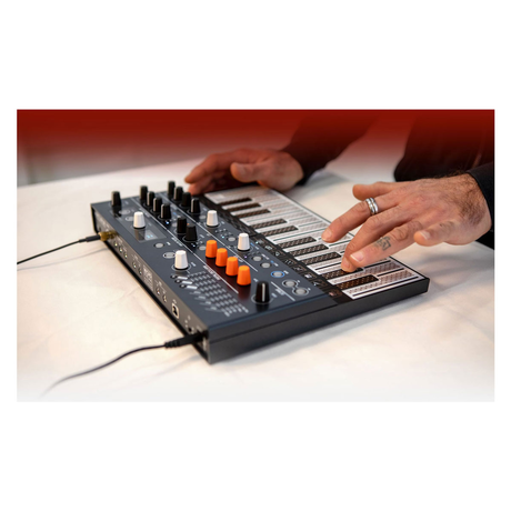 Arturia MicroFreak V3
